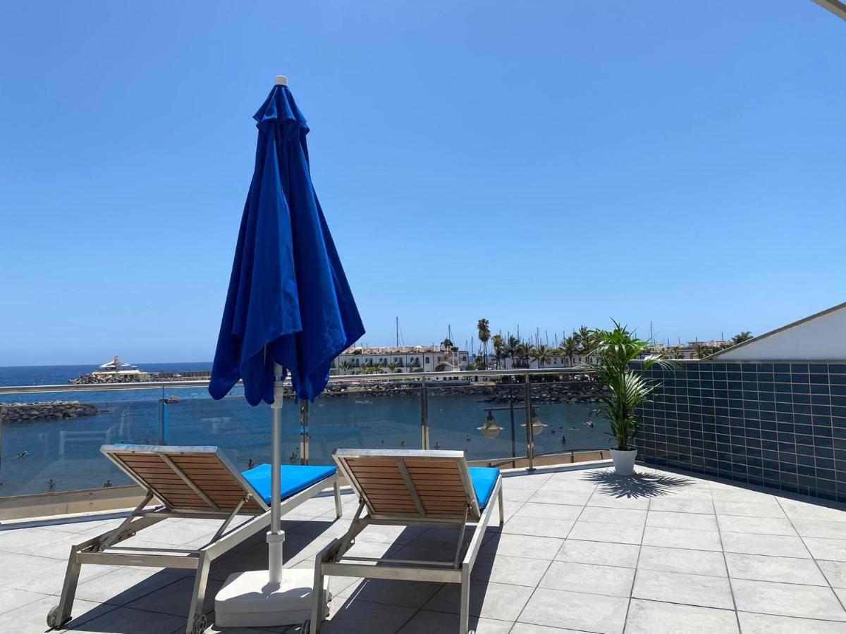 Billy'S Beachfront Apartment With Pool Access プエルト・デ・モガン エクステリア 写真